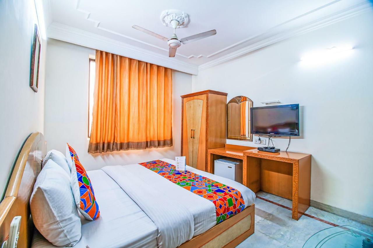 Fabhotel Ashu Palace Karol Bagh Delhi  Exterior photo