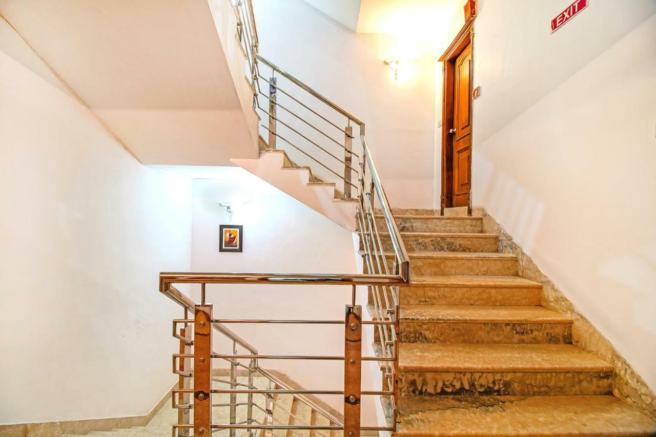 Fabhotel Ashu Palace Karol Bagh Delhi  Exterior photo
