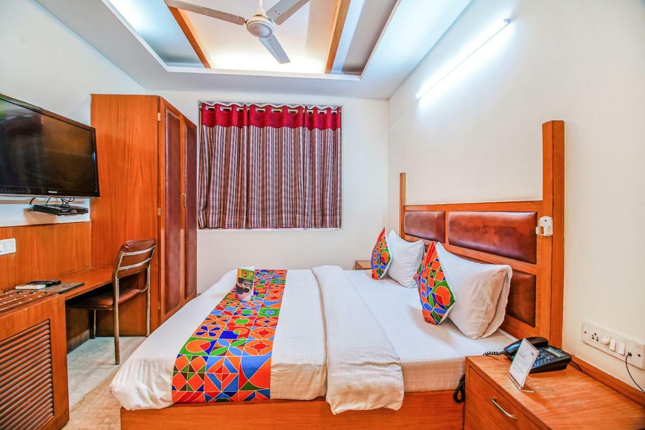 Fabhotel Ashu Palace Karol Bagh Delhi  Exterior photo